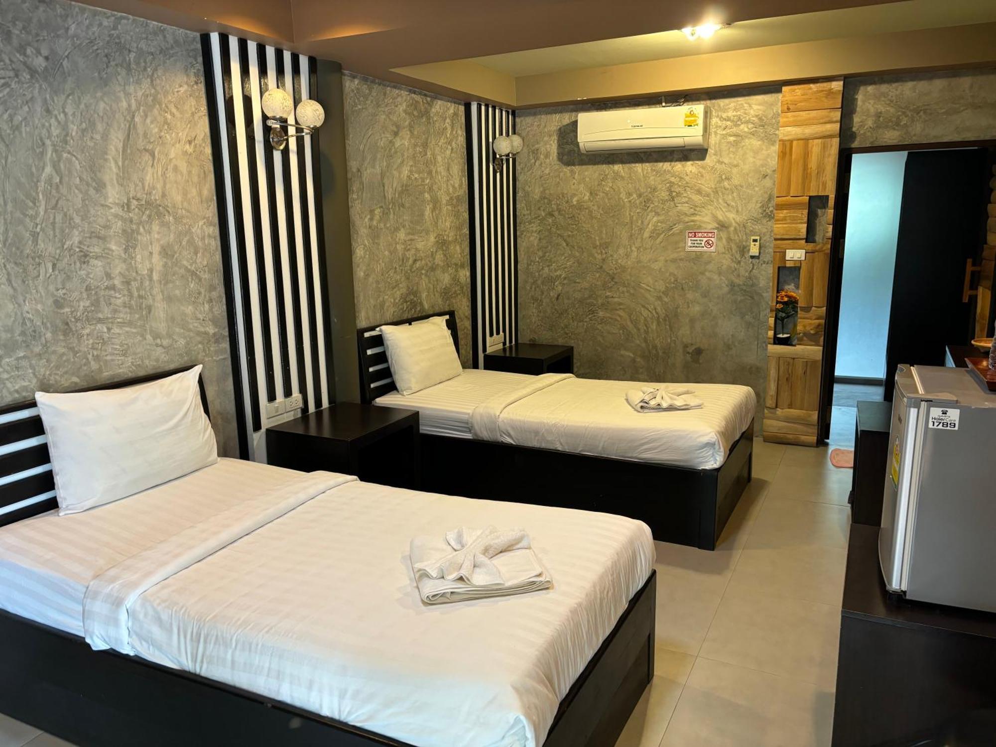Revolution Kanchanaburi Adventure Hq Ban Chuk Kum Exterior photo