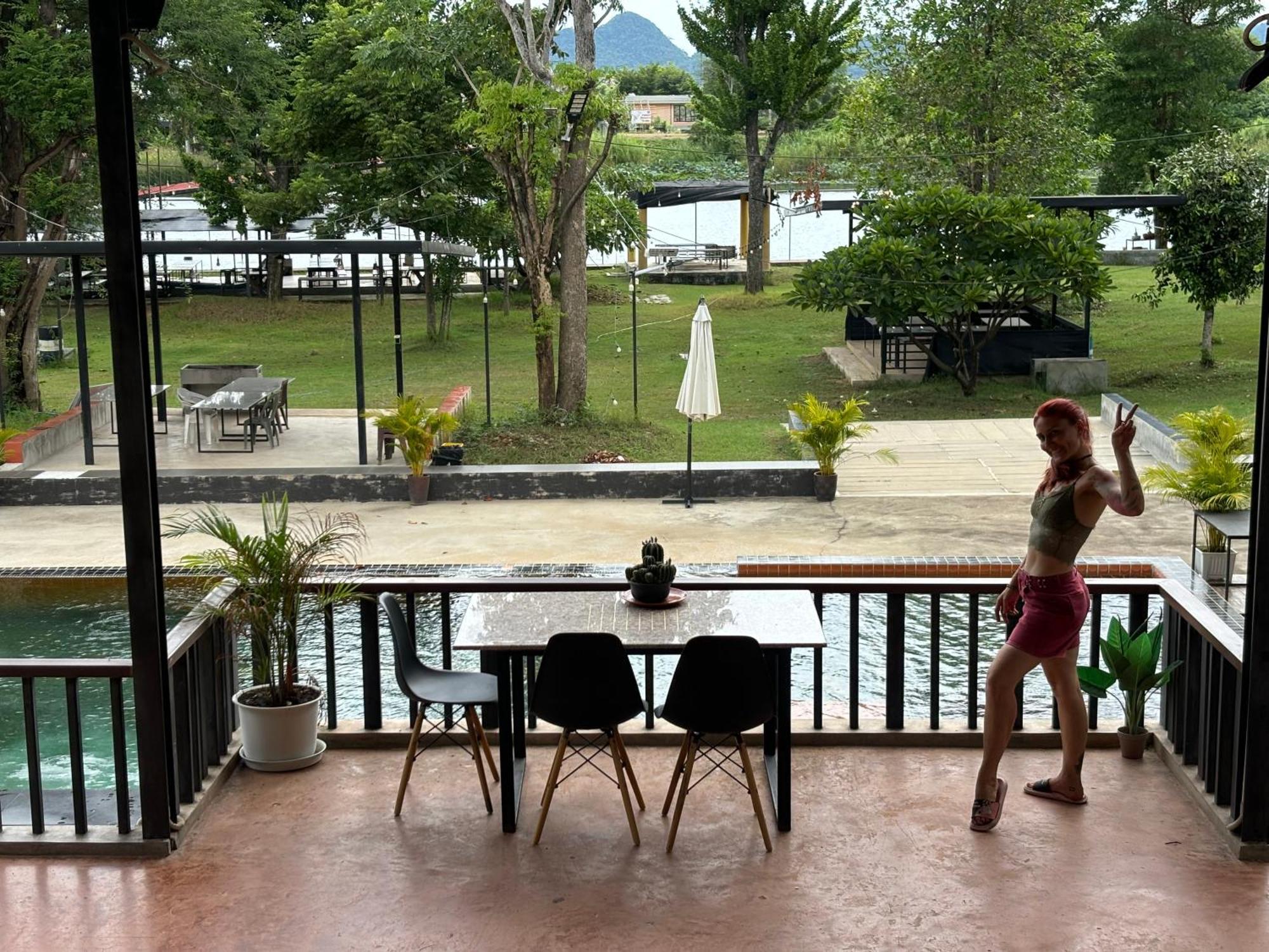 Revolution Kanchanaburi Adventure Hq Ban Chuk Kum Exterior photo